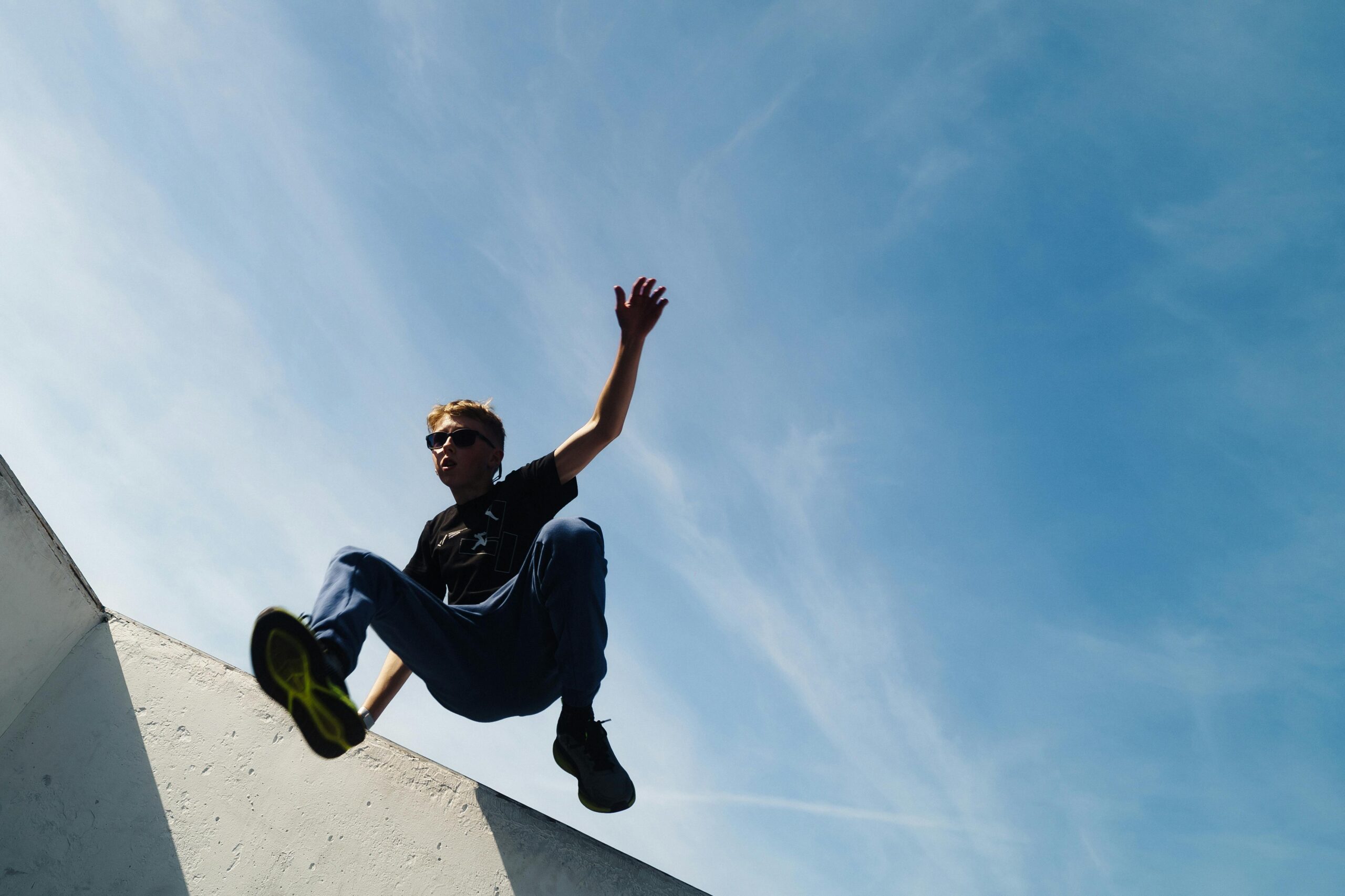 video-section-banner-image